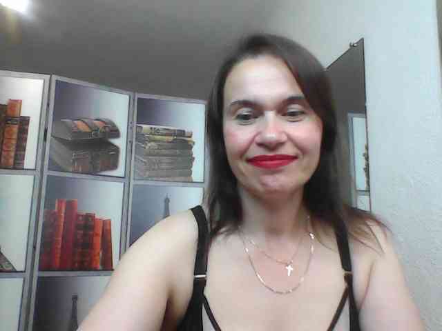 HelenMoo webcam