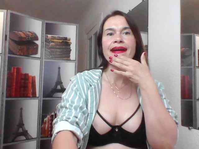 HelenMoo webcam