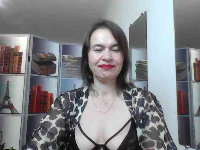 HelenMoo webcam