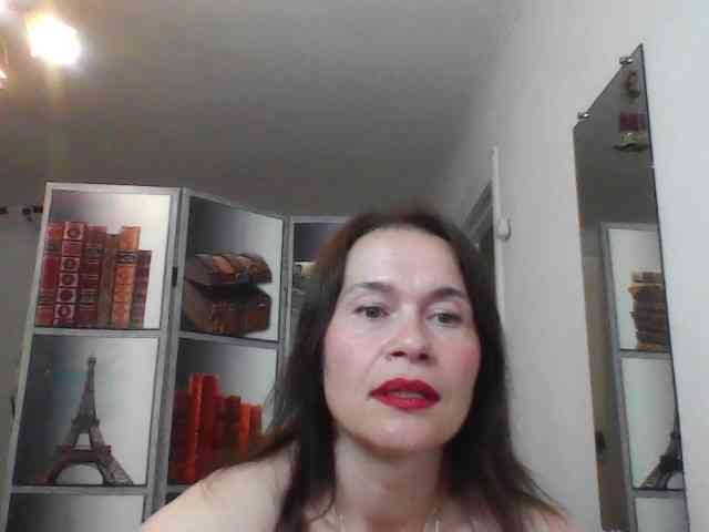 HelenMoo webcam
