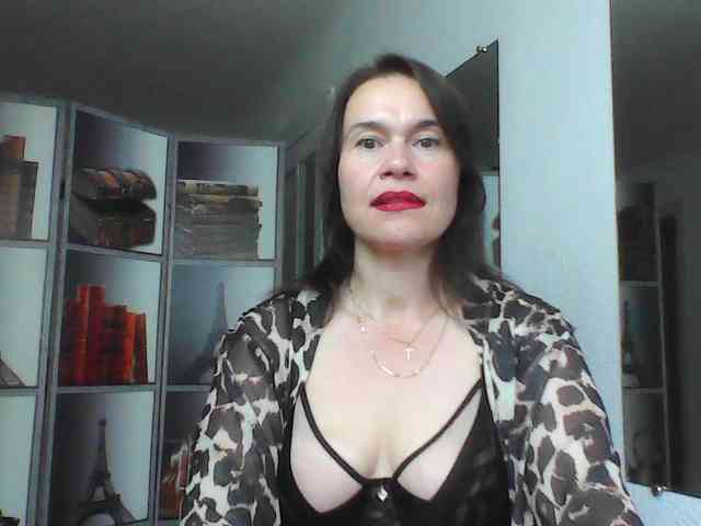 HelenMoo webcam