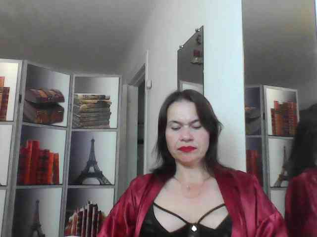Modèle: HelenMoo