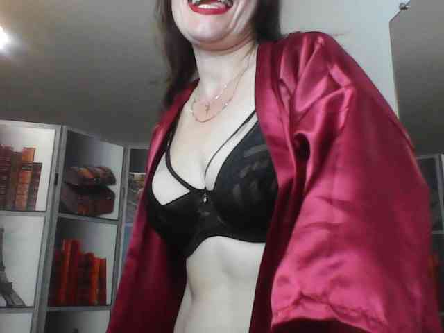 HelenMoo webcam