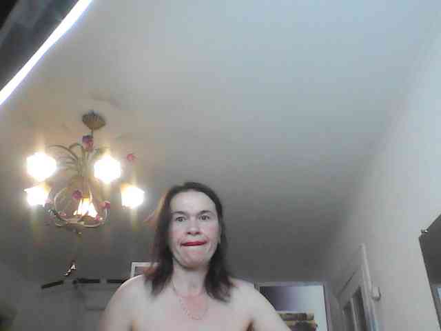 HelenMoo webcam