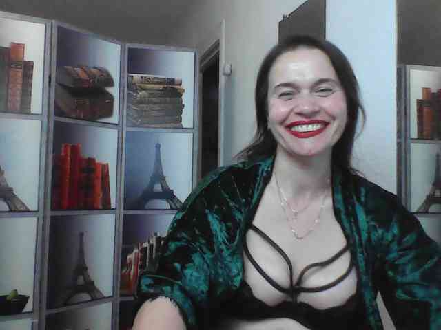 HelenMoo webcam