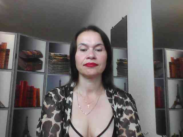 HelenMoo webcam