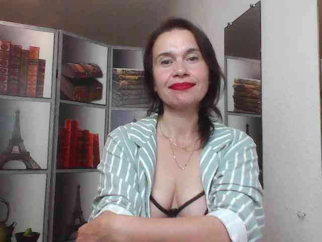 HelenMoo webcam