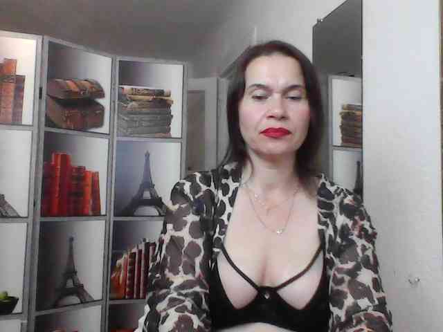 HelenMoo webcam
