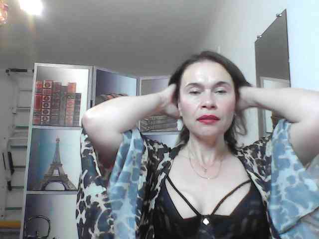 HelenMoo webcam