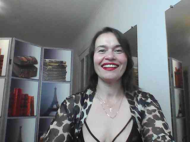 HelenMoo webcam