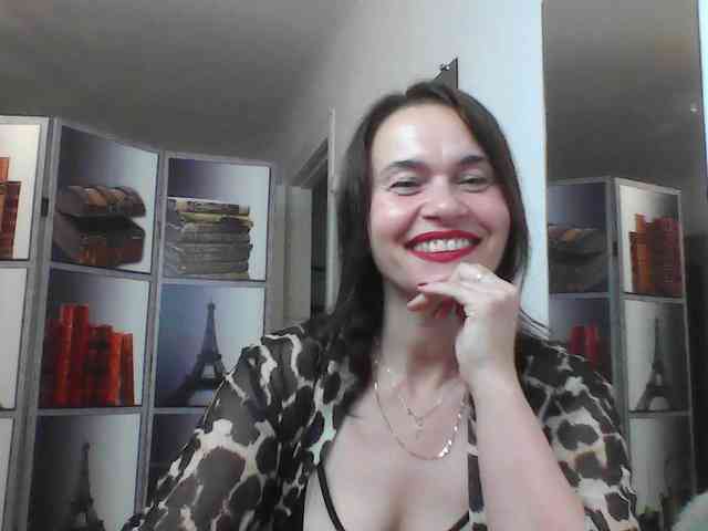 HelenMoo webcam