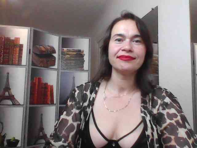 HelenMoo webcam