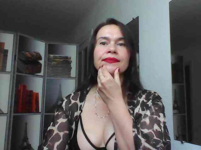 HelenMoo webcam