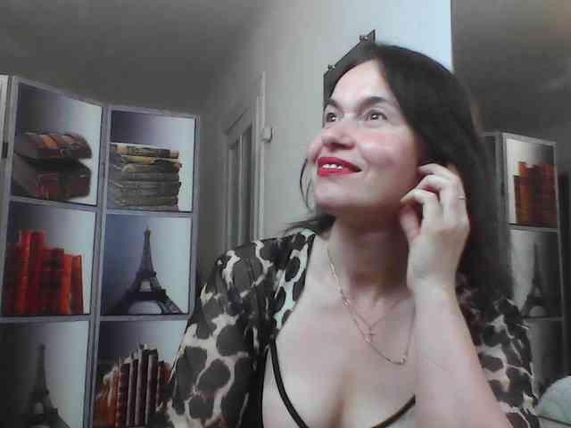 HelenMoo webcam