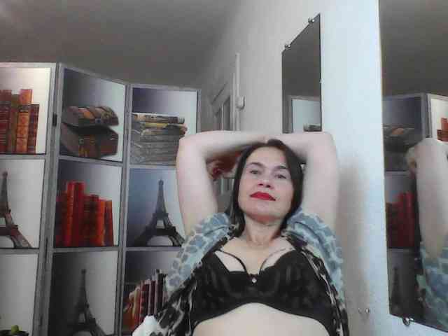 HelenMoo webcam