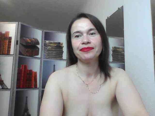 HelenMoo webcam