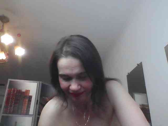 HelenMoo webcam