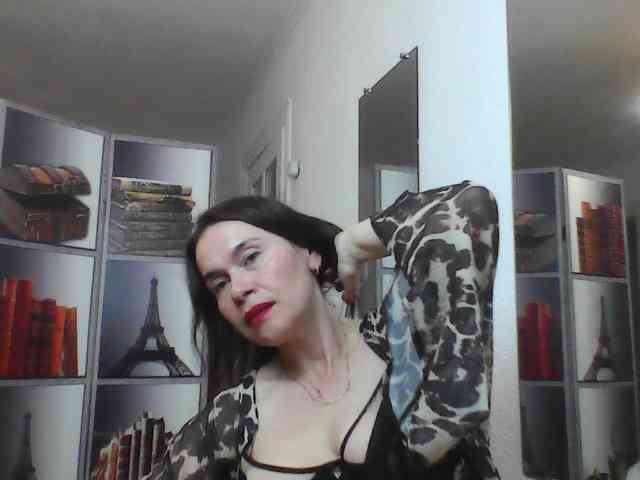 HelenMoo webcam