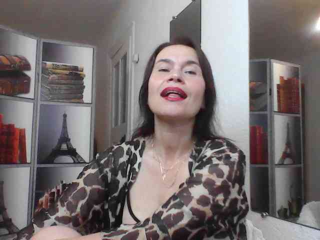 HelenMoo webcam