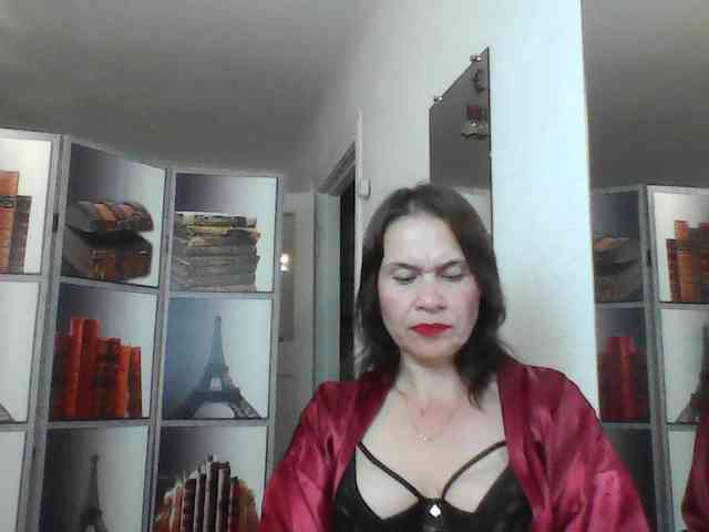 HelenMoo webcam