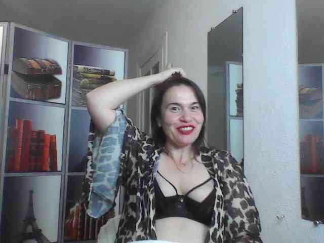HelenMoo webcam
