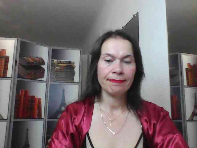 HelenMoo webcam