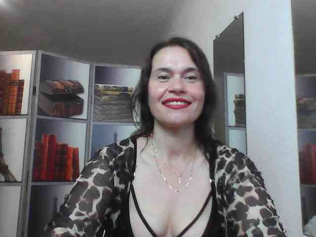 HelenMoo webcam