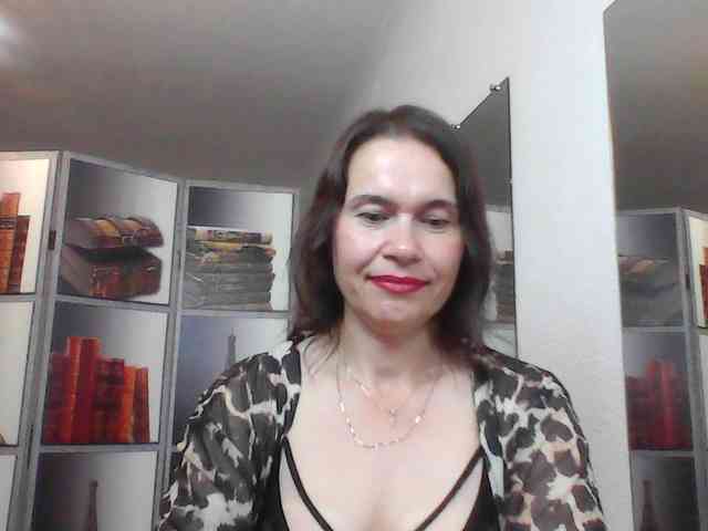HelenMoo webcam
