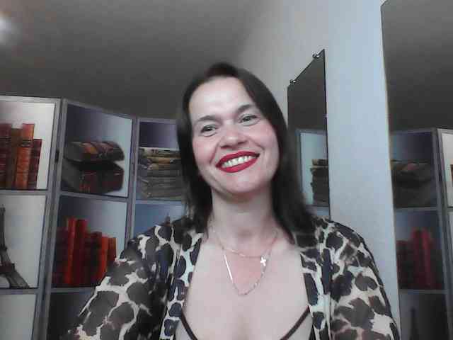 HelenMoo webcam