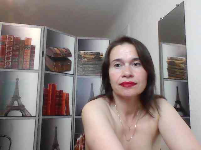 HelenMoo webcam