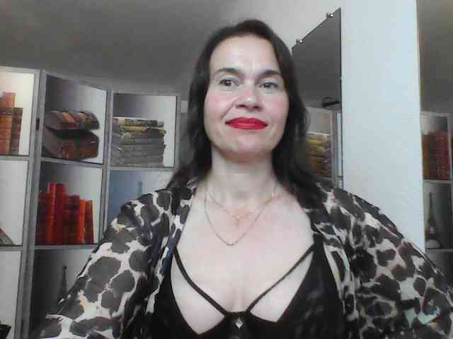 HelenMoo webcam