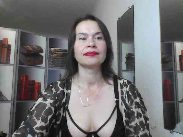 HelenMoo webcam
