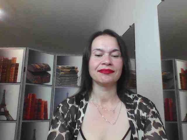 HelenMoo webcam