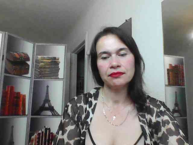 HelenMoo webcam