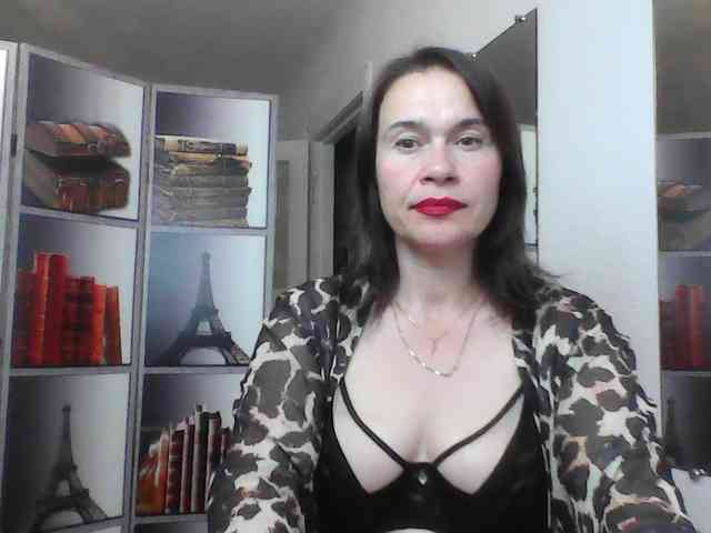 HelenMoo webcam