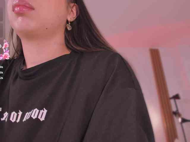 Modelo: saracavali