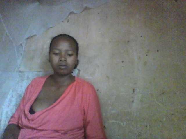 Asminah1 live cam on BongaCams