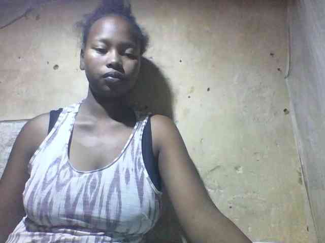 Asminah1 webcam