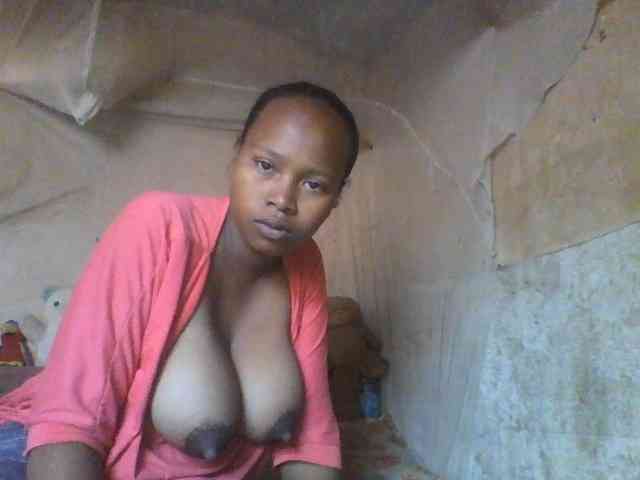 Asminah1 webcam