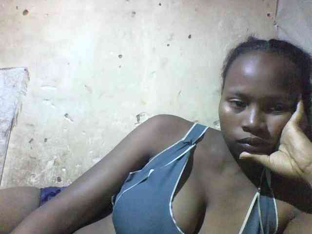 Asminah1 webcam