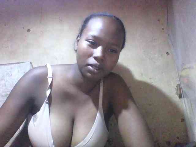 Asminah1 webcam