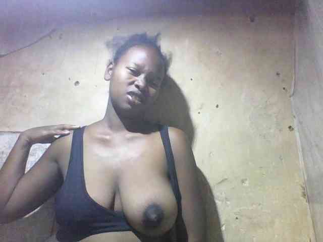 Asminah1 webcam