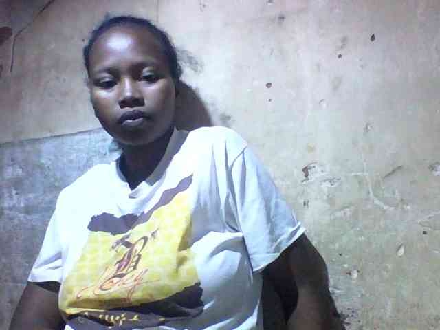 Asminah1 webcam