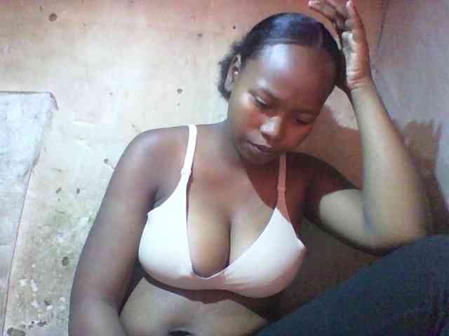 Asminah1 webcam
