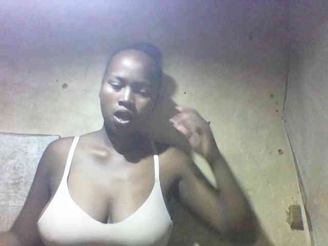Asminah1 webcam