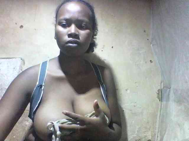Asminah1 webcam
