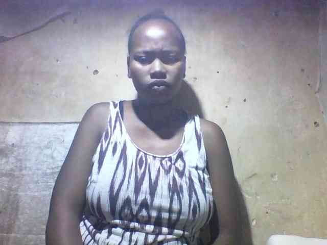 Asminah1 webcam