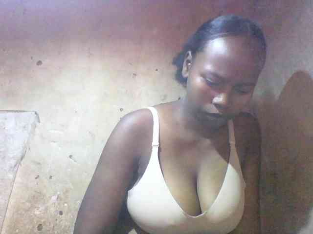 Asminah1 webcam