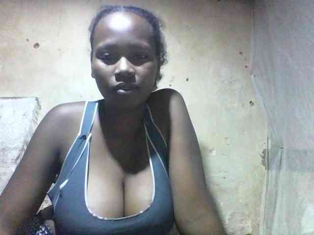 Asminah1 webcam