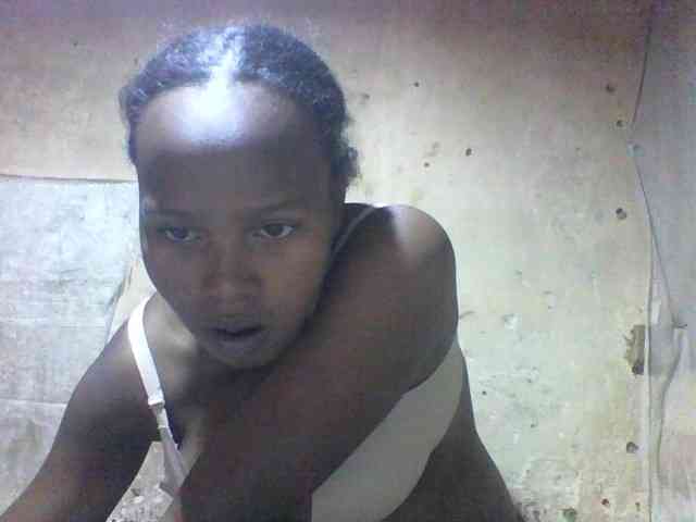 Asminah1 webcam